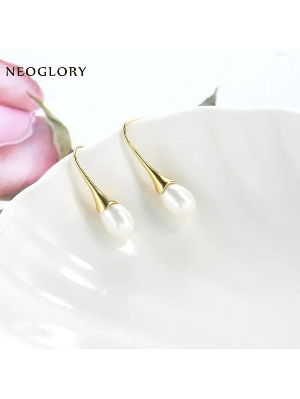 14k Gold plated over 925 Sterling Silver Pearl Drop Hook Earrings - Picture 2 of 3
